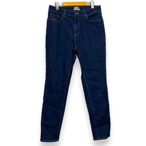 LL Bean Classic Fit‎ Jeans Size 12